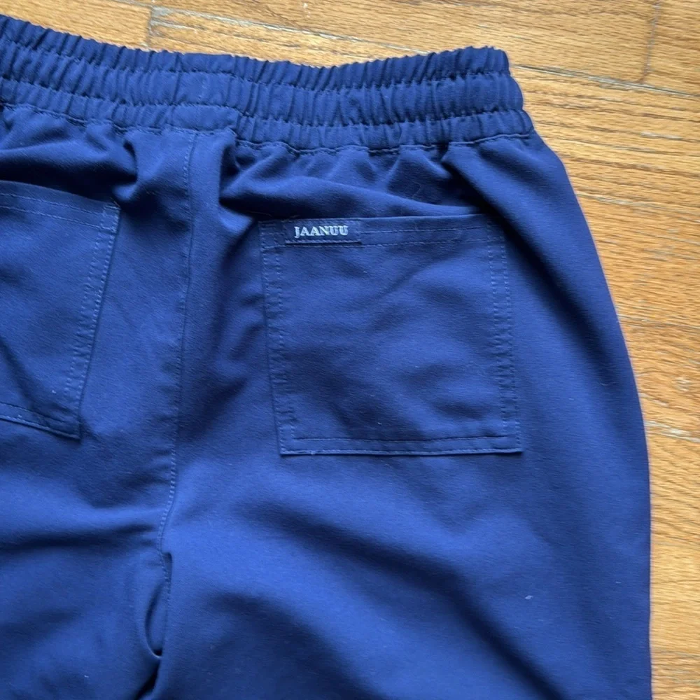 Jaanuu navy blue straight leg scrub pants size small